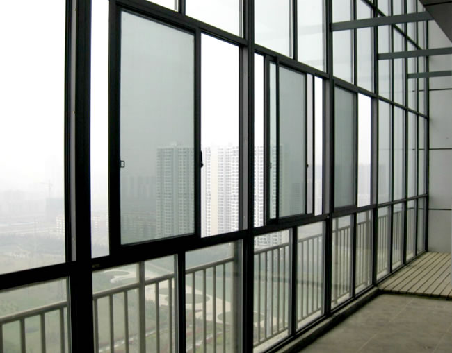 美的翰城落地窗